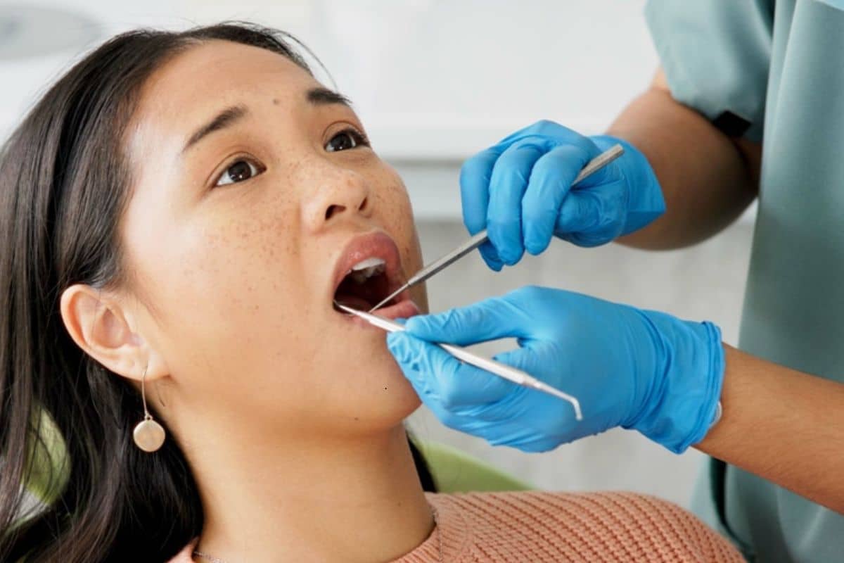 Oral surgeon seattle