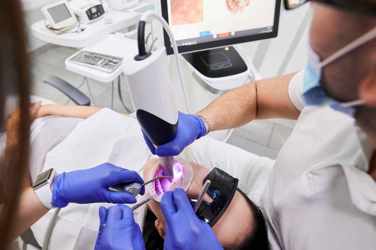 advanced dental scans by dentist seattle
